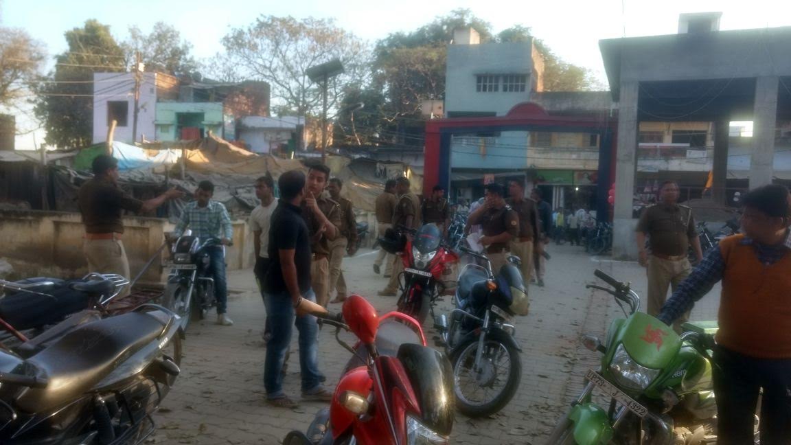 सय्यद अली को सबक़ सिखाया मुंब्रा की जनता ने , तो क्या अब सय्यद अली को वोट न देने वालों के खिलाफ़ नागपाड़ा पुलिस थाने में दर्ज होगा धार्मिक भावनाओं को आहत करने का मामला ???
